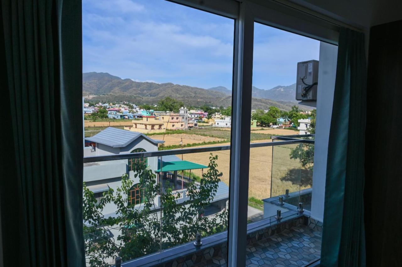 Hotel 7 Heaven Dehradun Dış mekan fotoğraf
