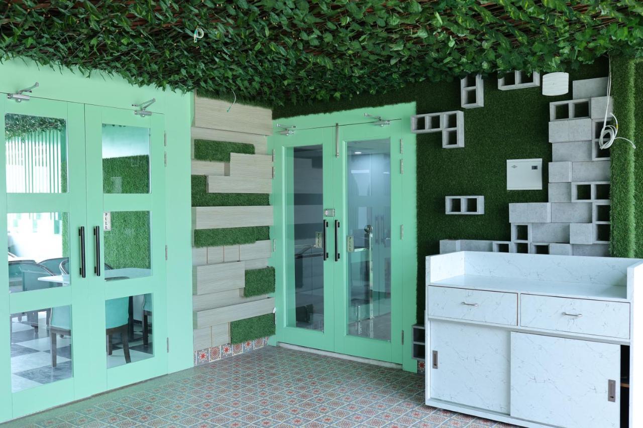 Hotel 7 Heaven Dehradun Dış mekan fotoğraf